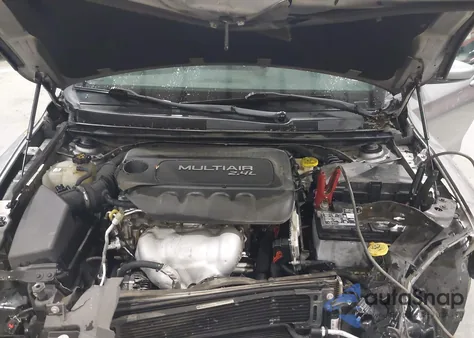 2015 Chrysler 200 S z USA, uszkodzony, nr VIN 1C3CCCBB8FN586354